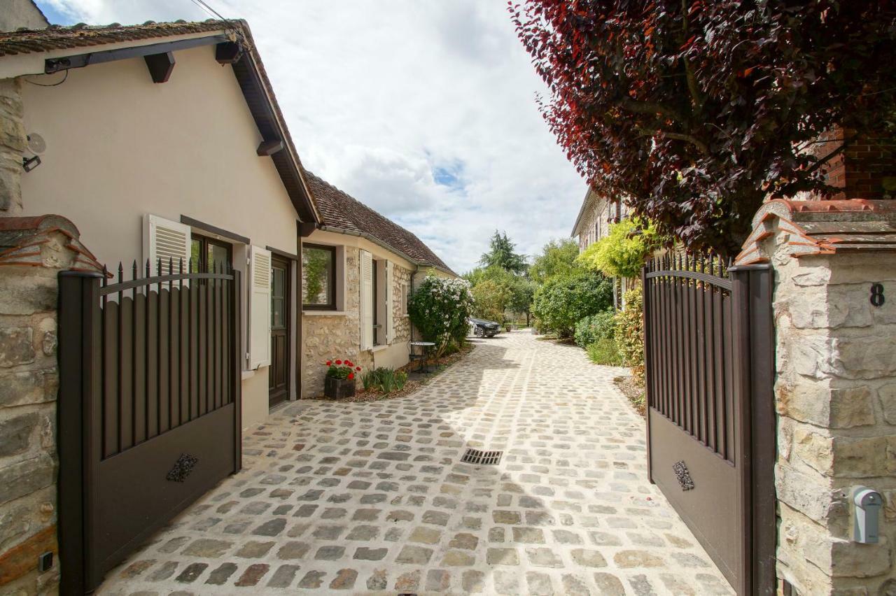 La Petite Madame * Moret-sur-Loing